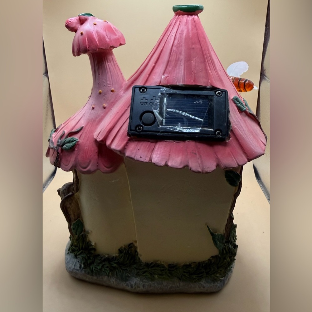 Charming Pink and Cream Fairy House Lamp - Picture 4 of 6